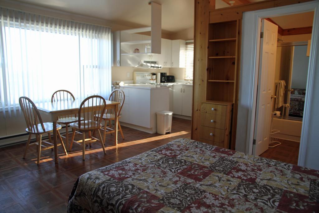Auberge Motel 4 Saisons Blanc-Sablon Chambre photo