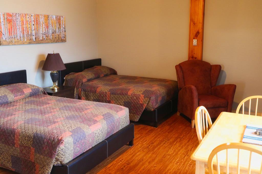 Auberge Motel 4 Saisons Blanc-Sablon Extérieur photo